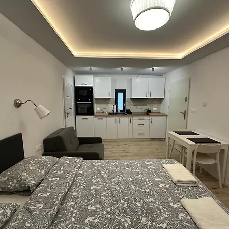 K&j Apartament *